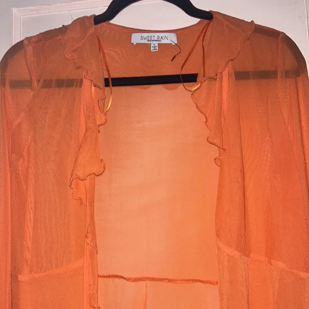 orange - Picture 3 of 3